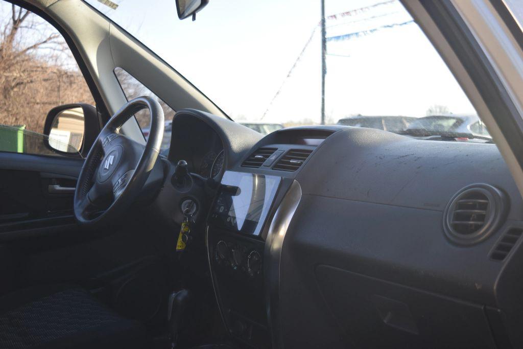 used 2007 Suzuki SX4 car, priced at $5,495