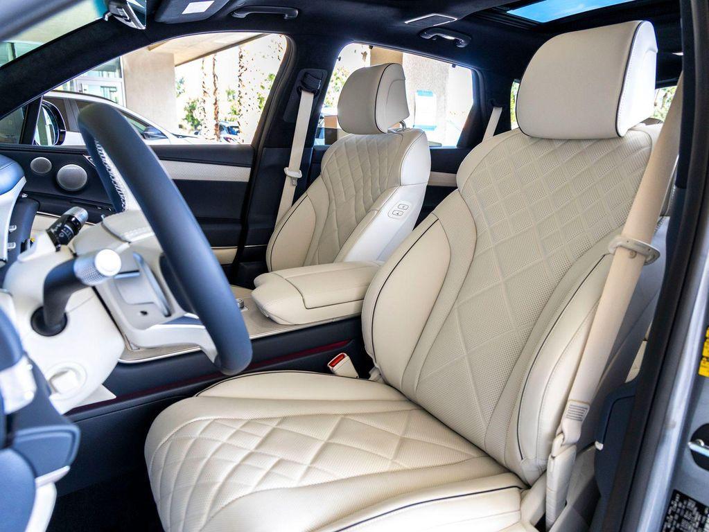 new 2026 Genesis GV80 car, priced at $85,000
