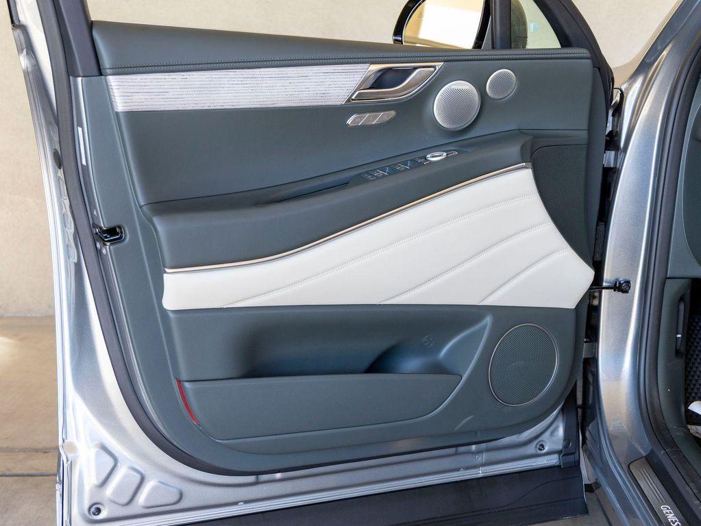 new 2026 Genesis GV80 car, priced at $85,510
