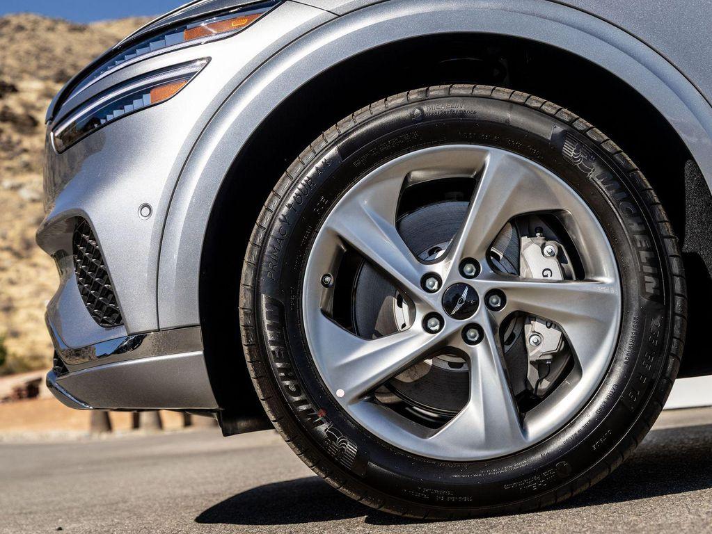 new 2026 Genesis GV70 car, priced at $59,425