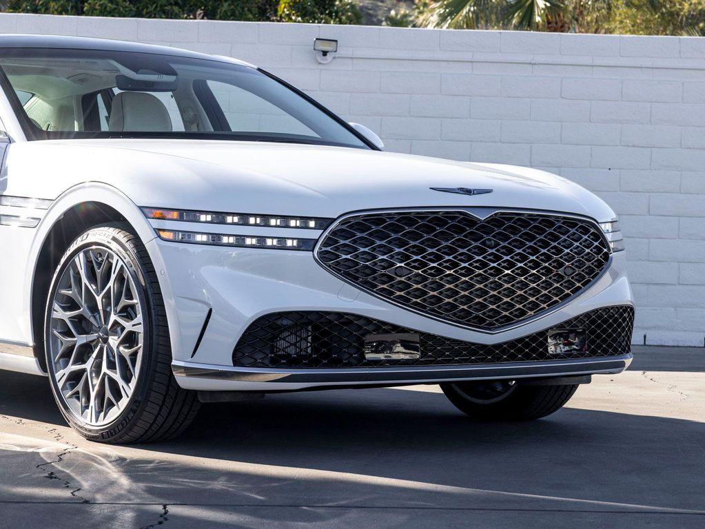 new 2026 Genesis G90 car, priced at $105,410