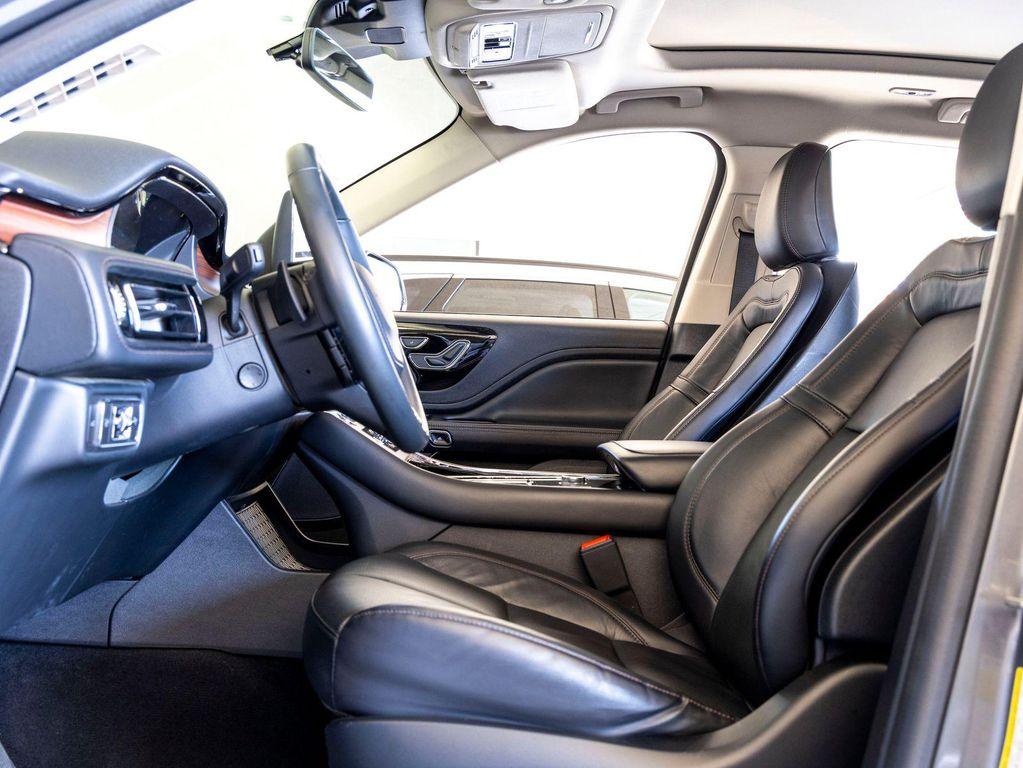 used 2023 Lincoln Aviator car, priced at $41,981