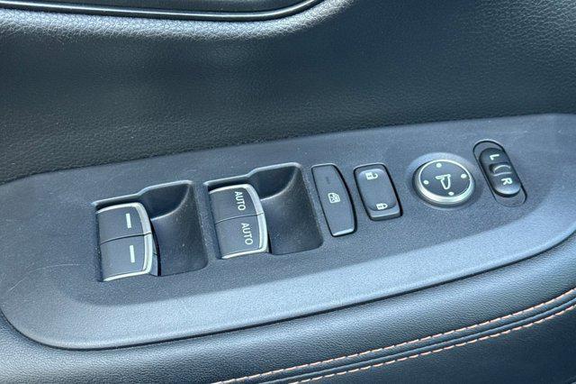 used 2025 Honda HR-V car, priced at $24,999