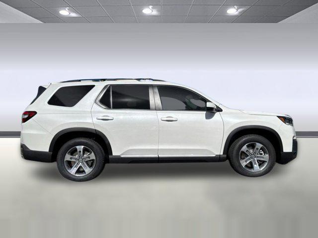 new 2026 Honda Pilot car, priced at $46,445