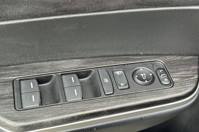 used 2021 Honda Clarity Plug-In Hybrid car, priced at $21,797