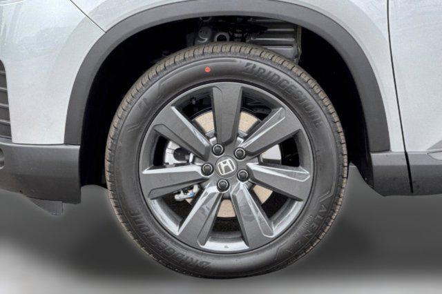 new 2026 Honda Pilot car, priced at $43,775