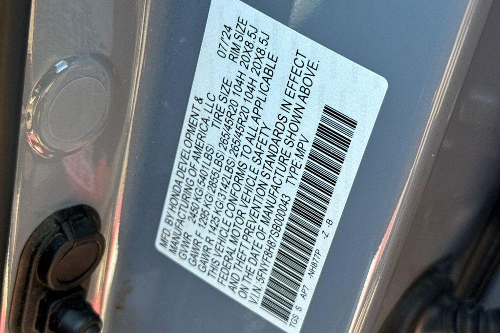 used 2025 Honda Passport car, priced at $38,584