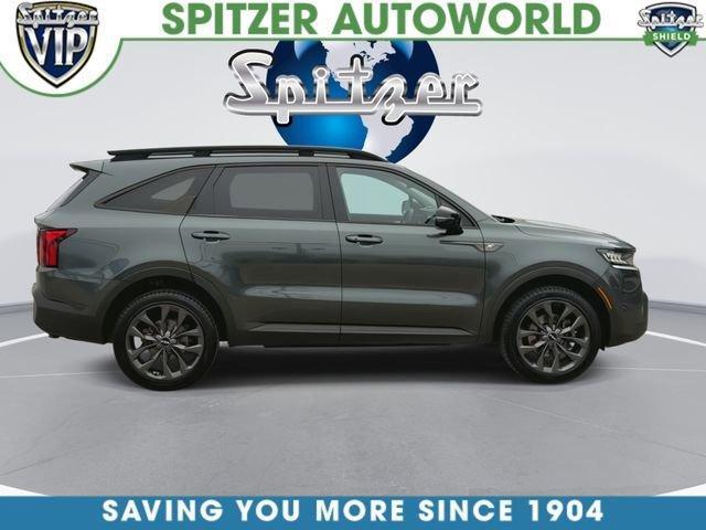 used 2023 Kia Sorento car, priced at $26,985