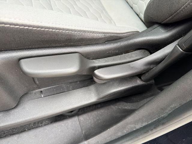 used 2020 Chevrolet Equinox car, priced at $16,490