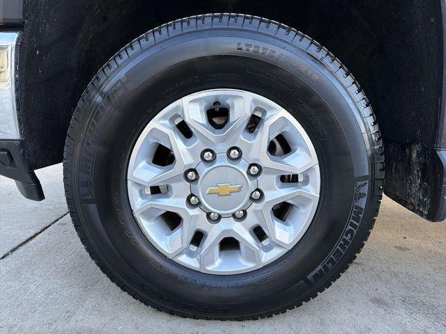 used 2025 Chevrolet Silverado 2500 car, priced at $62,602
