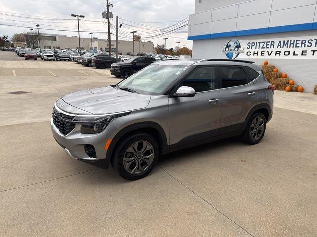 used 2024 Kia Seltos car, priced at $20,898