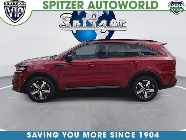 used 2023 Kia Sorento car, priced at $26,873
