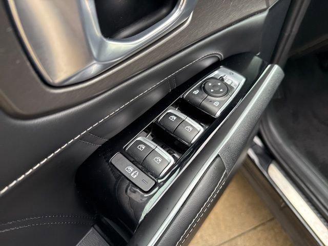 used 2023 Kia Sorento car, priced at $30,519