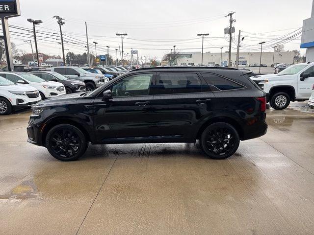 used 2023 Kia Sorento car, priced at $30,519