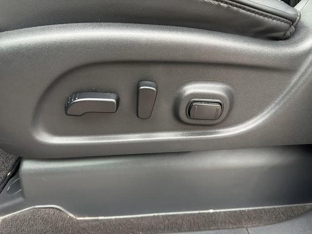 used 2019 Nissan Titan car, priced at $22,563