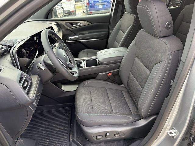 new 2026 Chevrolet Traverse car, priced at $43,721