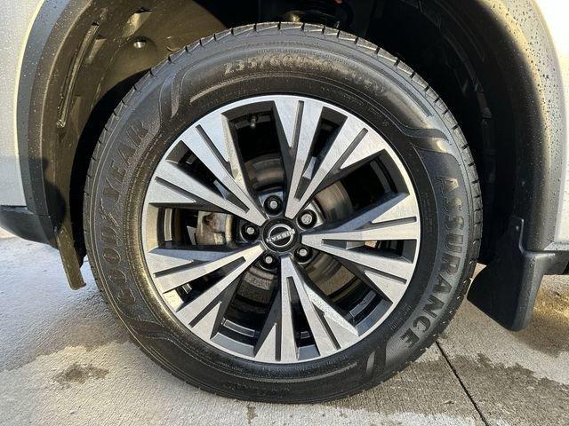 used 2023 Nissan Rogue car, priced at $18,651