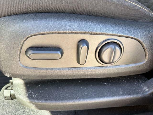 used 2021 Chevrolet Equinox car, priced at $16,995