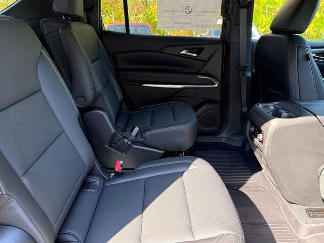 new 2026 Chevrolet Traverse car, priced at $46,915