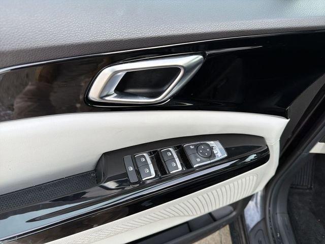 used 2023 Kia Carnival car, priced at $32,253