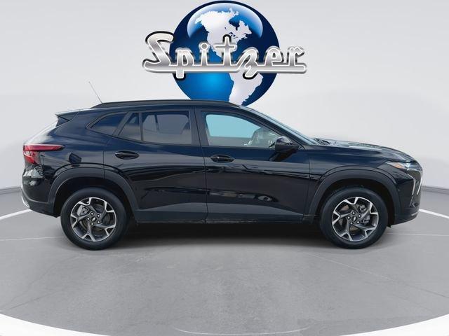 used 2025 Chevrolet Trax car, priced at $21,700