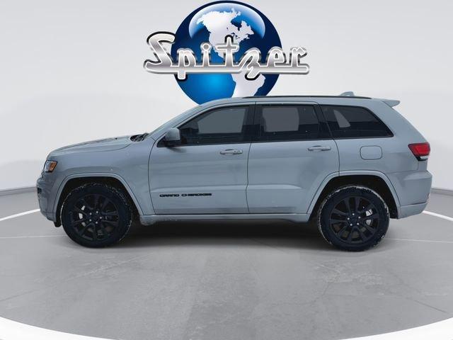 used 2017 Jeep Grand Cherokee car, priced at $17,868