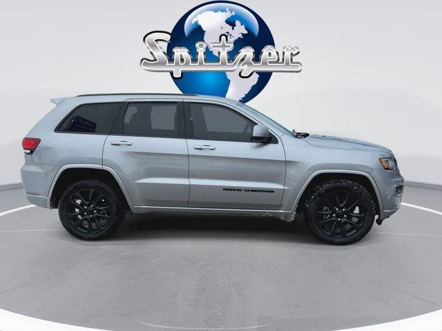 used 2017 Jeep Grand Cherokee car, priced at $17,868