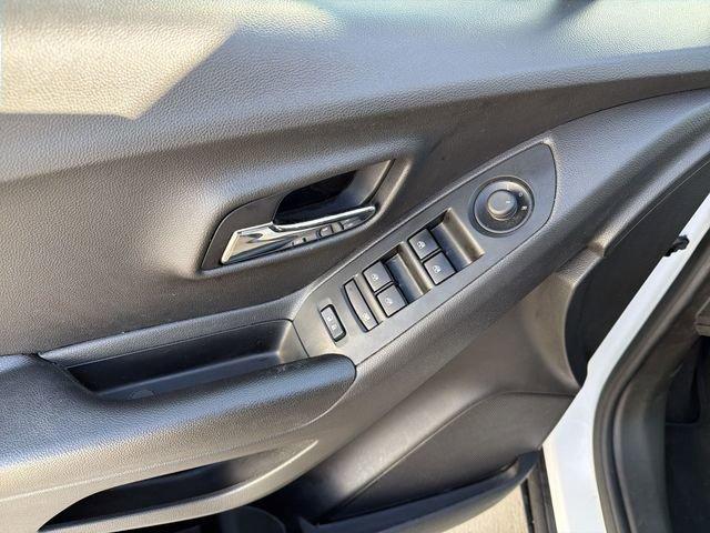 used 2021 Chevrolet Trax car, priced at $14,950