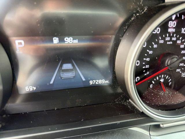 used 2023 Kia Carnival car, priced at $21,770