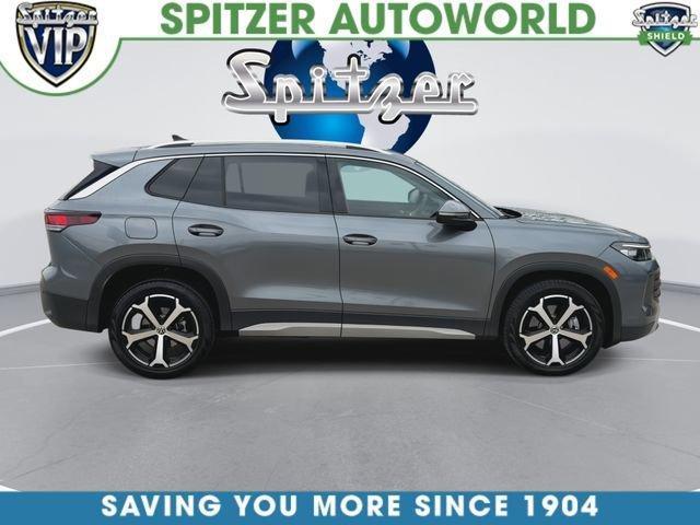 used 2025 Volkswagen Tiguan car, priced at $31,395