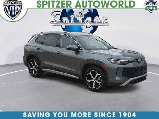 used 2025 Volkswagen Tiguan car, priced at $31,395