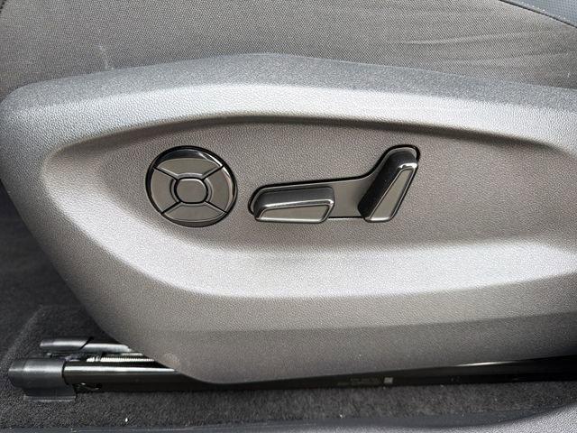 used 2025 Volkswagen Tiguan car, priced at $31,395