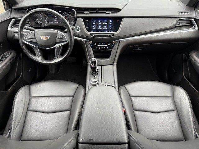 used 2022 Cadillac XT5 car, priced at $28,913