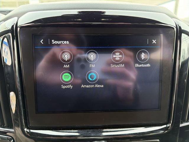 used 2023 Chevrolet Traverse car, priced at $34,804