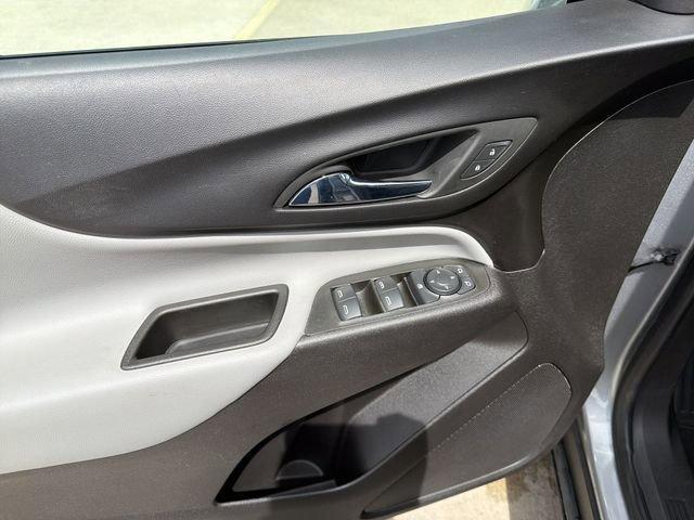 used 2024 Chevrolet Equinox car, priced at $22,995