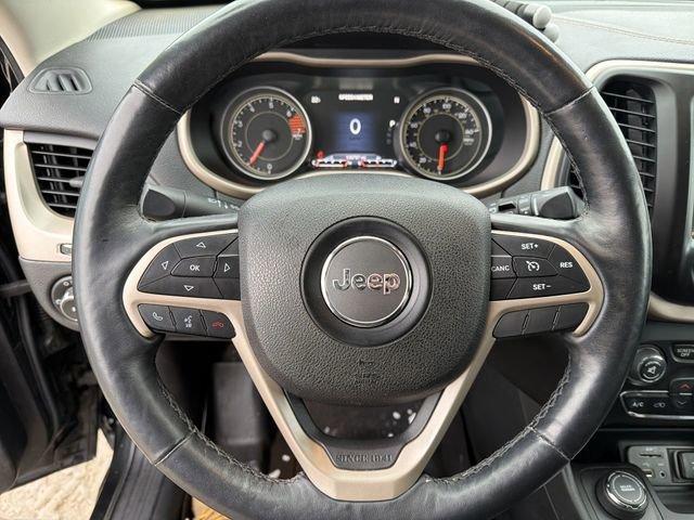 used 2016 Jeep Cherokee car, priced at $9,389