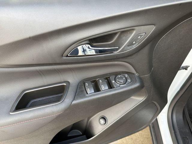 used 2022 Chevrolet Equinox car, priced at $21,219