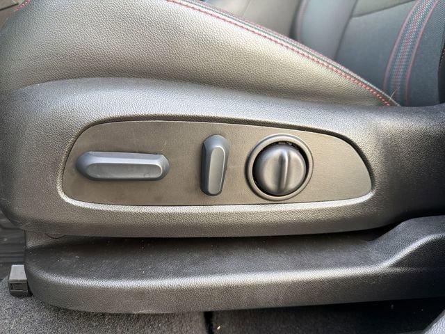 used 2022 Chevrolet Equinox car, priced at $21,219