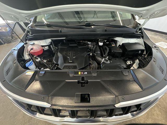 used 2023 Kia Carnival car, priced at $26,705