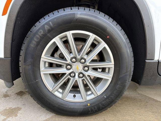 used 2023 Chevrolet Traverse car, priced at $32,983