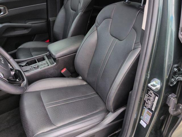 used 2022 Kia Sorento car, priced at $24,962