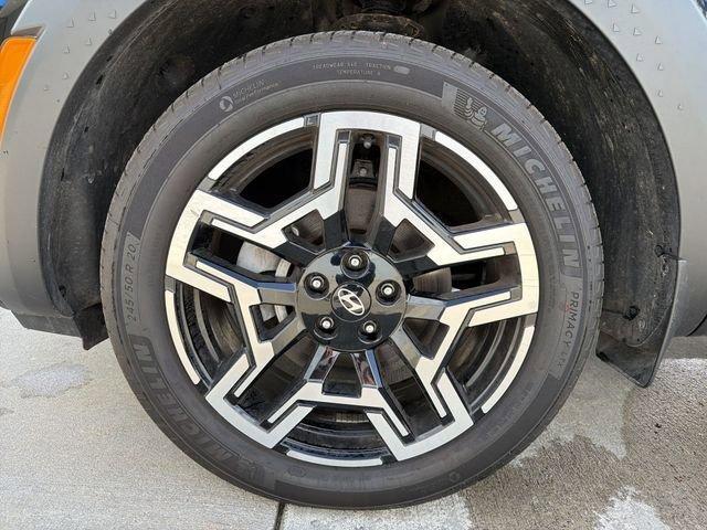 used 2025 Hyundai SANTA CRUZ car, priced at $32,683