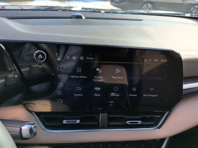 used 2025 Chevrolet Equinox car, priced at $28,573