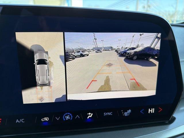 new 2026 Chevrolet Traverse car, priced at $46,601