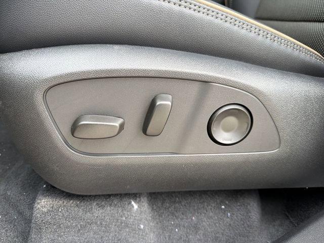 new 2026 Chevrolet Traverse car, priced at $57,723