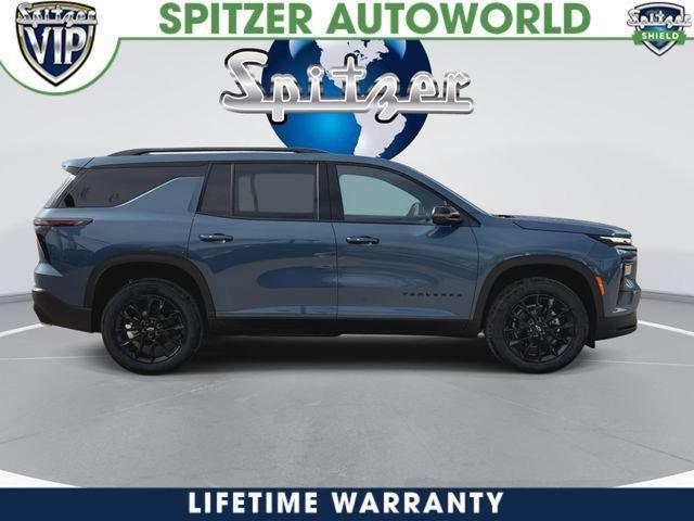new 2026 Chevrolet Traverse car, priced at $42,545
