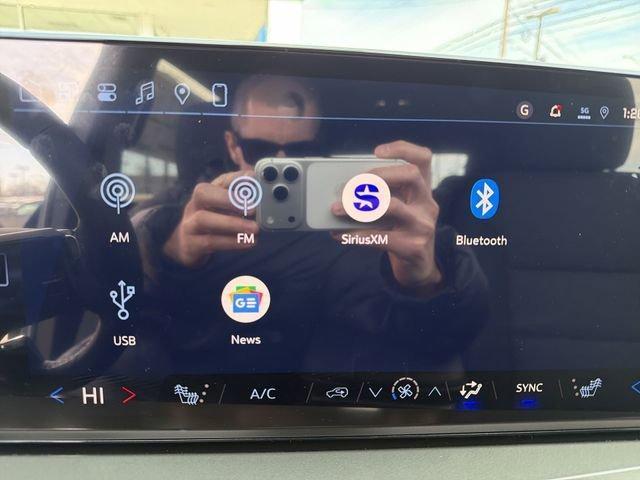 new 2026 Chevrolet Traverse car, priced at $42,545