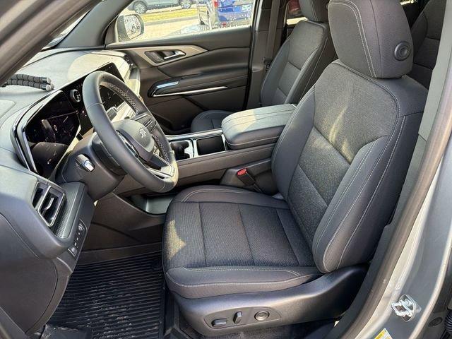 new 2026 Chevrolet Traverse car, priced at $44,465