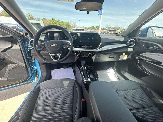 new 2026 Chevrolet Trax car, priced at $25,985