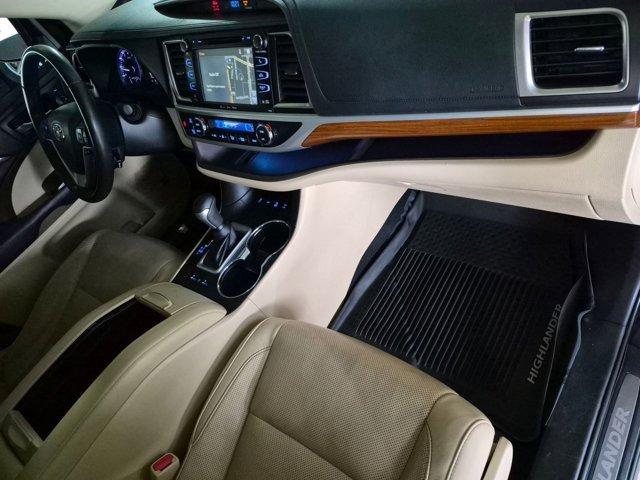 used 2018 Toyota Highlander car, priced at $29,050
